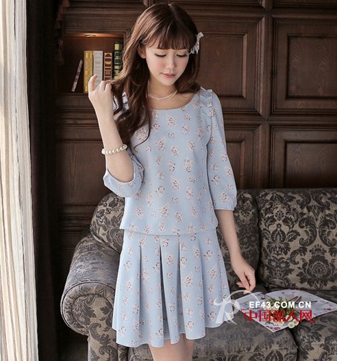 小碎花浅蓝色清新连衣裙  糖果色两件套时尚装