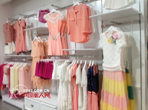 热烈祝贺艾诺绮品牌女装中山店隆重开业 精致女装闪亮登场!