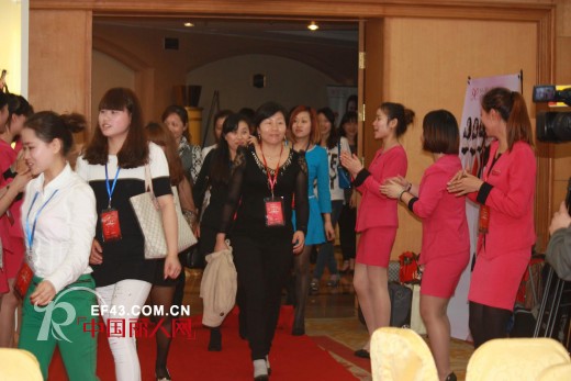 纤丽媛3月“财富盛会”掀起美体内衣开店潮