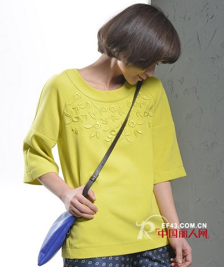 2014春夏流行色 黄色女装搭配