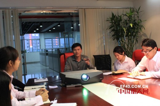 康璐妮内衣2014第二季度业务启动大会暨目标责任签约仪式隆重召开