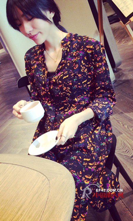 印花长裙搭配 印花连衣长裙适合什么身材穿