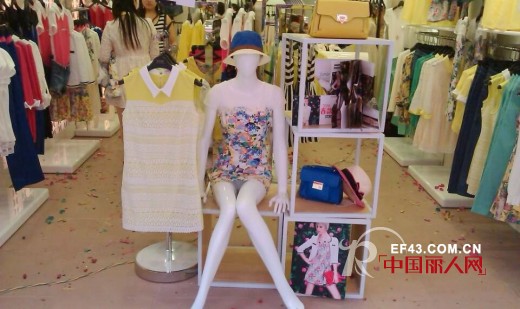 城市衣柜女装广西桂平木乐店隆重开业