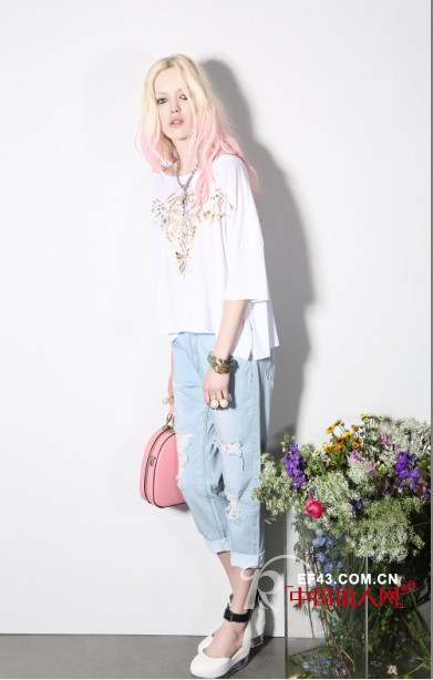 热烈祝贺SIEGO西蔻女装强势入驻重庆黔江