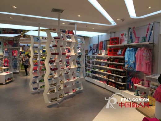 巴拉巴拉折纸奇幻空间落户南京水游城