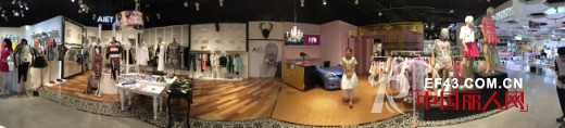 庆祝连奴时装AIET,P+TWO集合店京基KKMall旗舰店盛大开业