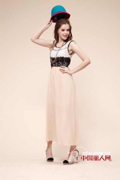 时尚年代女装坚持原创 倡导时尚先一步