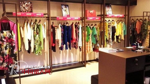 BERNIEELEN伯妮斯茵深圳首家时尚专卖店闪耀登场