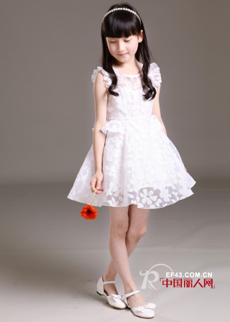 花童穿什么衣服好看 伴娘连衣裙款式