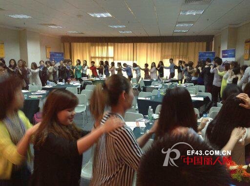 容悦服饰组织精英团队集体旅游学习活动