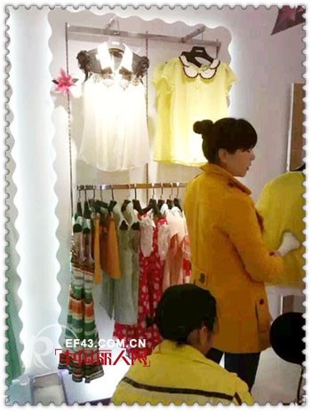 耶丽雅女装湖南邵阳新店隆重开业