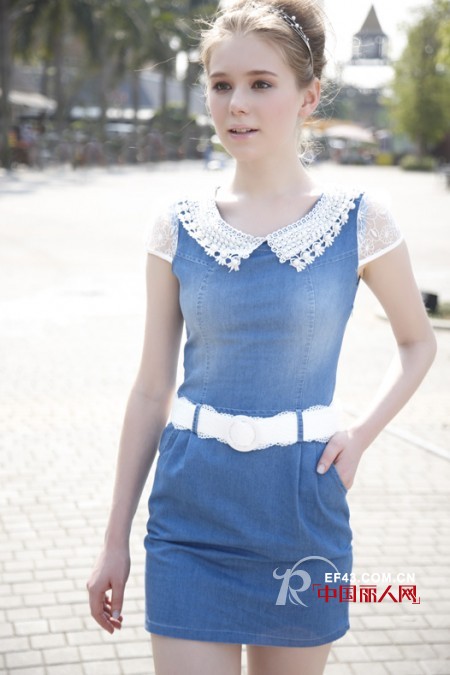夏季牛仔裙拼接蕾丝 今季最潮的短袖裙新款