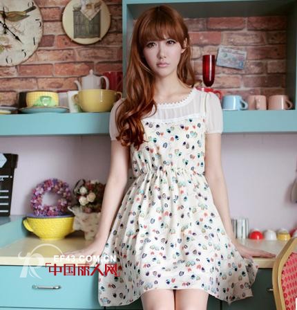 最新流行的连衣裙新款 甜美气质雪纺裙