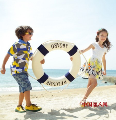 海边度假适合穿什么款式 五一旅游穿什么衣服