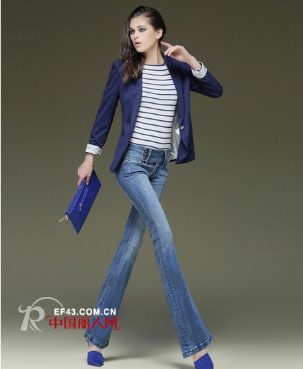 牛仔裤搭配高跟鞋 最新冒险式潮流混搭风