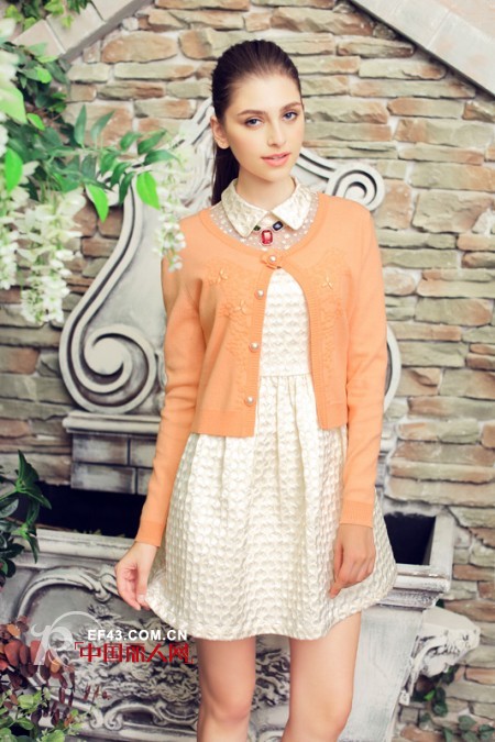 四月份穿什么  四月穿衣指南