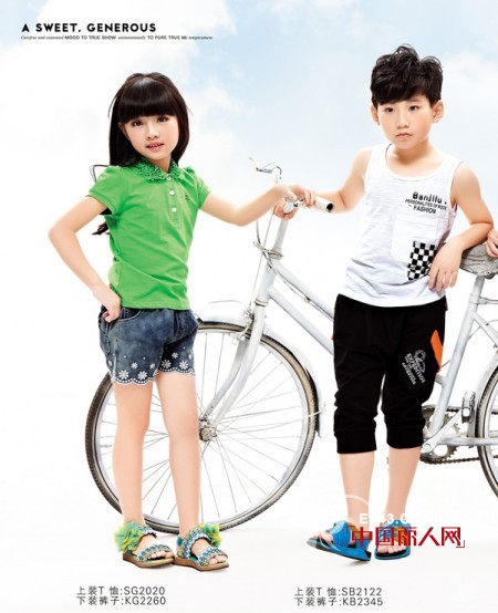 夏天小朋友穿什么服装比较凉快 夏天最流行什么款式的衣服