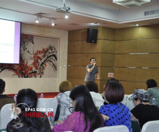 “躬行”2014年兔仔唛秋冬新品发布会暨订货会圆满落幕