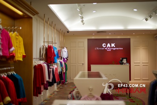 深圳扬越服饰喜与煜隆创投缔结战略合作伙伴关系