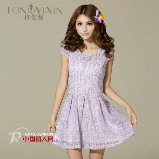 A字裙修身甜美款 时尚女夏季必备单品