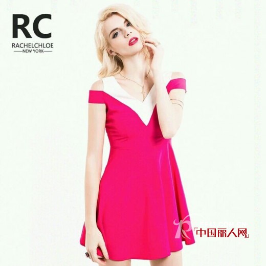 欧美风格v领裙新款 露肩裙性感甜美两不误