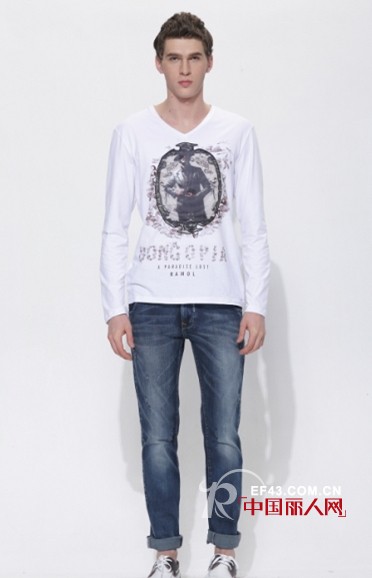 今年男士流行穿什么T恤 字母单品传达时尚主张