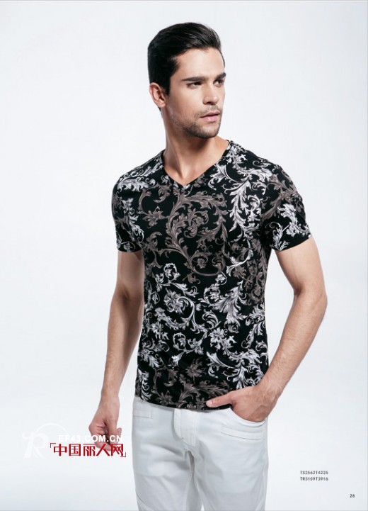 什么是巴洛克风 巴洛克风印花短袖提升男士型格