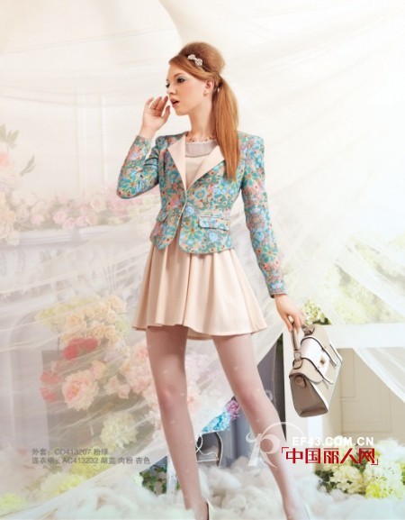 “裙”舞飞扬的季节 你是否已准备好那条碎花裙