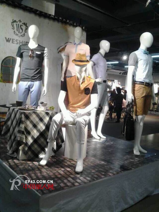 时尚男女装品牌“温纯”成功签约陕西省级代理商