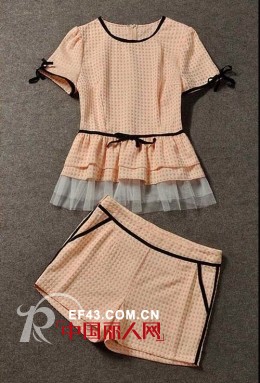 【P+Two搭配】清新极简感带你轻松挑战艳色风潮!