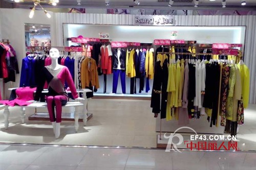 rang-ai(让爱)女装品牌海口佳心百货店盛大开业