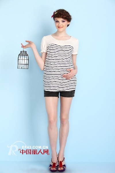 条纹孕妇装款式搭配 孕妇装夏装款式