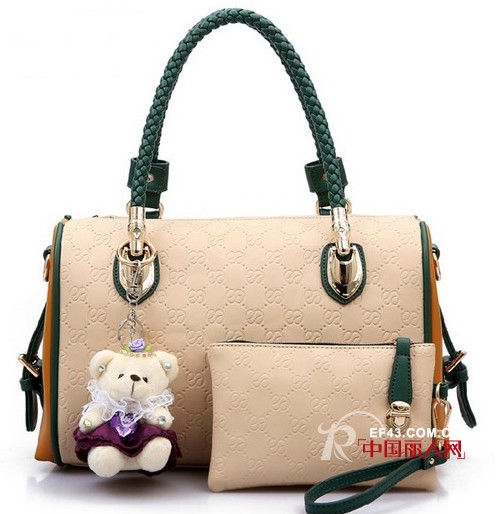 最近流行的包包有哪些  菱格鳄鱼纹时尚潮款