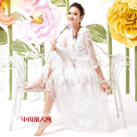 名媛款中袖蕾丝裙新款 白色透视印花拼接裙