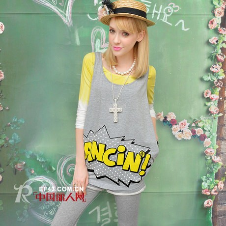 混搭风格盛行的季节 流苏马甲的混搭风