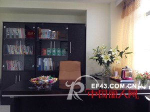 共贺新升流派男装南宁总部乔迁之喜