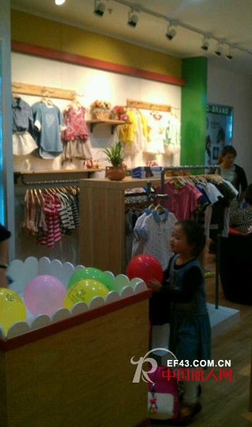 热烈祝贺G-brand童装泉州首家专卖店正式开业