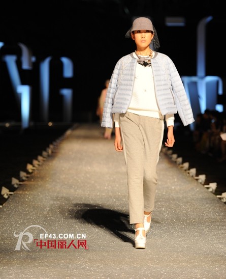 一场震撼服装界的视觉盛宴 XG雪歌2014冬新品发布会圆满落下帷幕