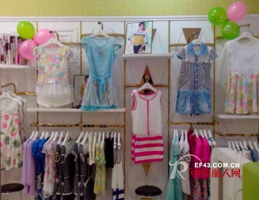 恭喜七彩蝶品牌女装成功入驻广东肇庆广宁