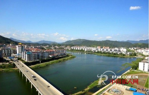 楚阁TRUGIRL—喜迎湖北黄冈市英山店盛大开业