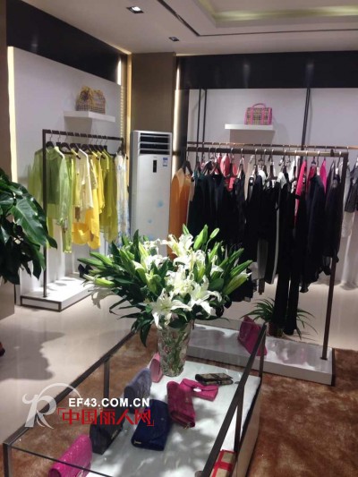 热烈祝贺KAREN-SHEN 女装银川店盛大开业