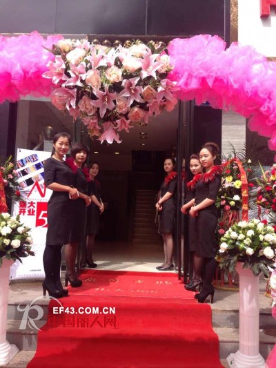 热烈祝贺KAREN-SHEN 女装银川店盛大开业