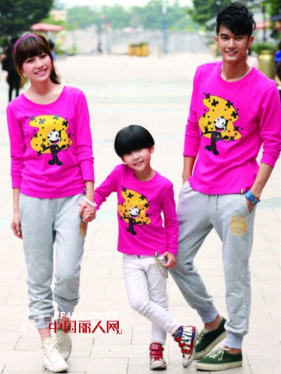 五一小长假一家人出游穿什么亲子装最有爱