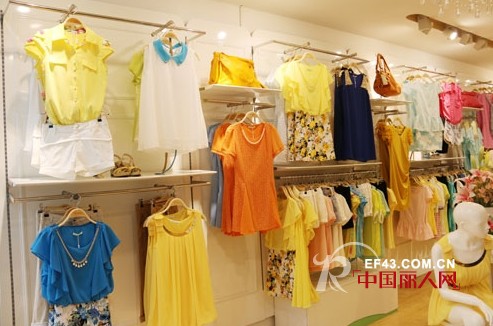 热烈祝贺淑女时代女装成功签约贵州铜仁店