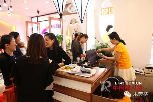 热烈祝贺杭州木茜格华东旗舰店盛大开业