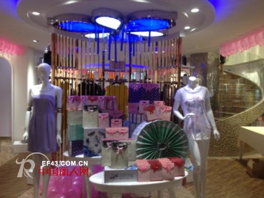 广州金福星“罗娜尔朵“女装生活馆开业又一次引爆市场