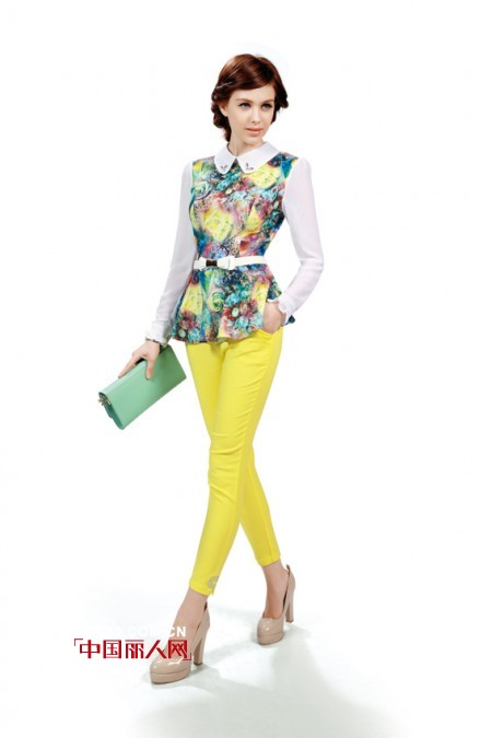 衬衫怎么穿 都市白领如何将衬衫穿出不同的视觉效果