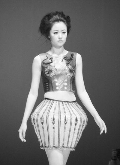 3D打印服装“首秀”青岛国际时装周