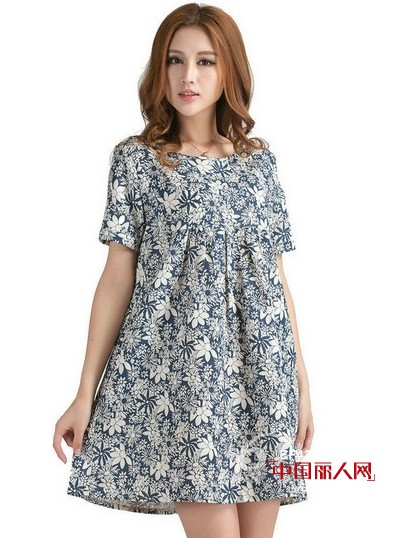 夏季穿什么面料舒适 棉麻衬衫连衣裙LOOK