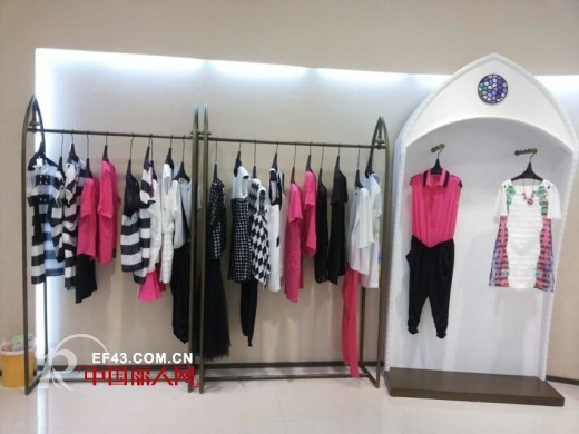 迪斯廷·凯女装河南省鹤壁市二店喜迎开业